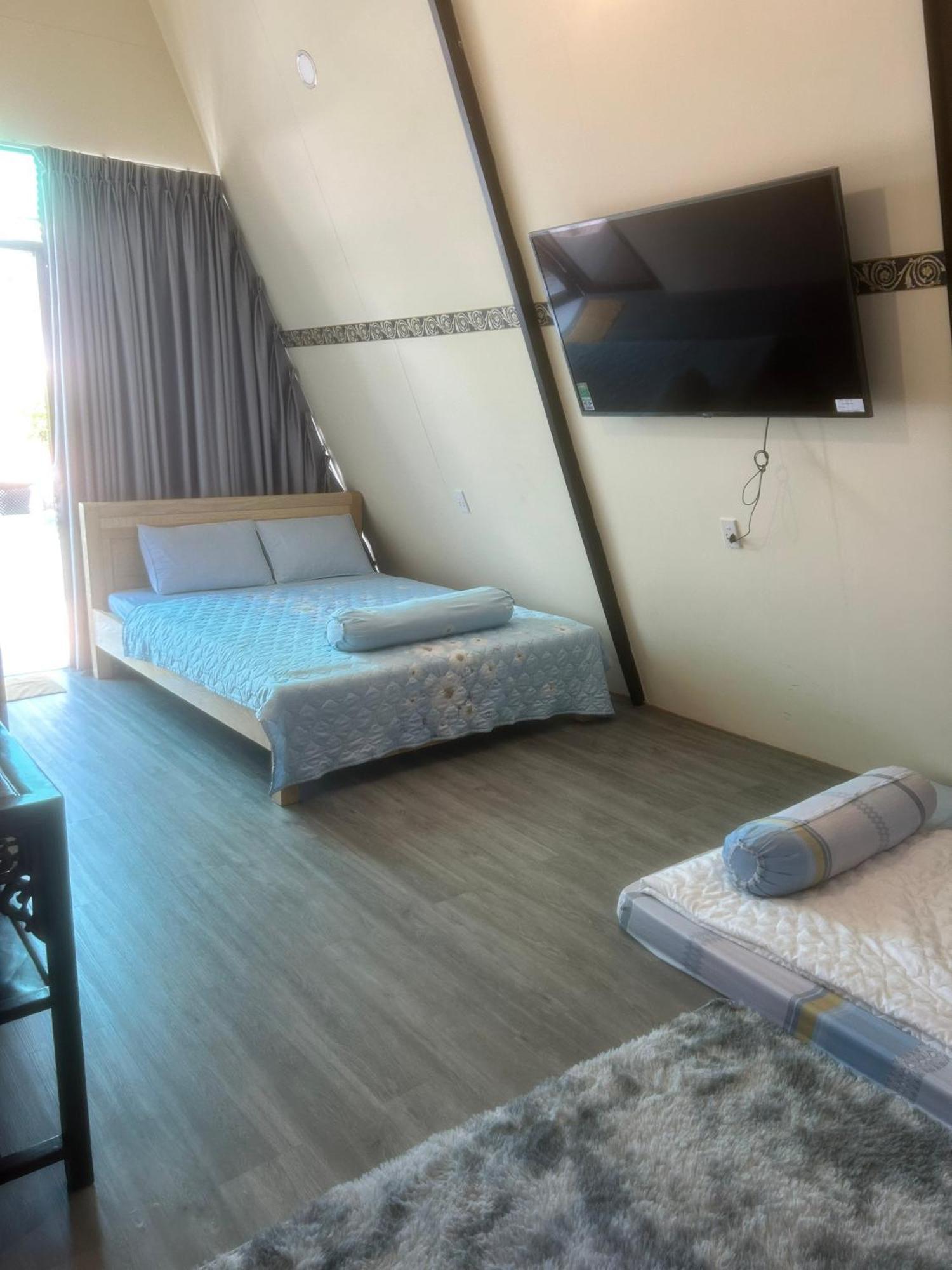 Homestay A Au Family Бинь Чау Экстерьер фото